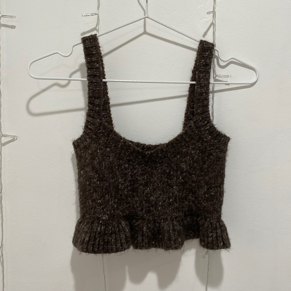 ZARA BROWN WOOL RUFFLE KNIT CROP TOP